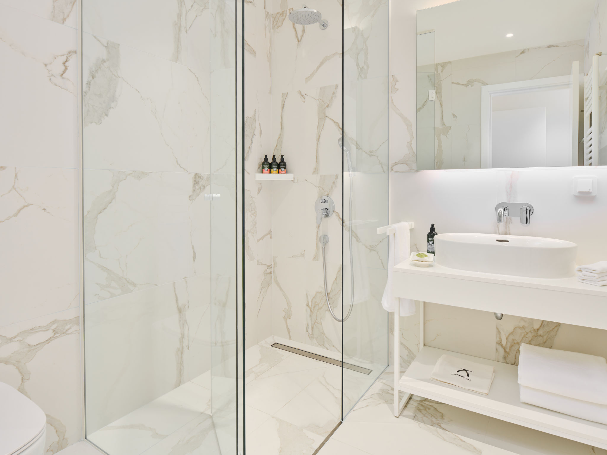 Petram Resort & Residences - Drinnen