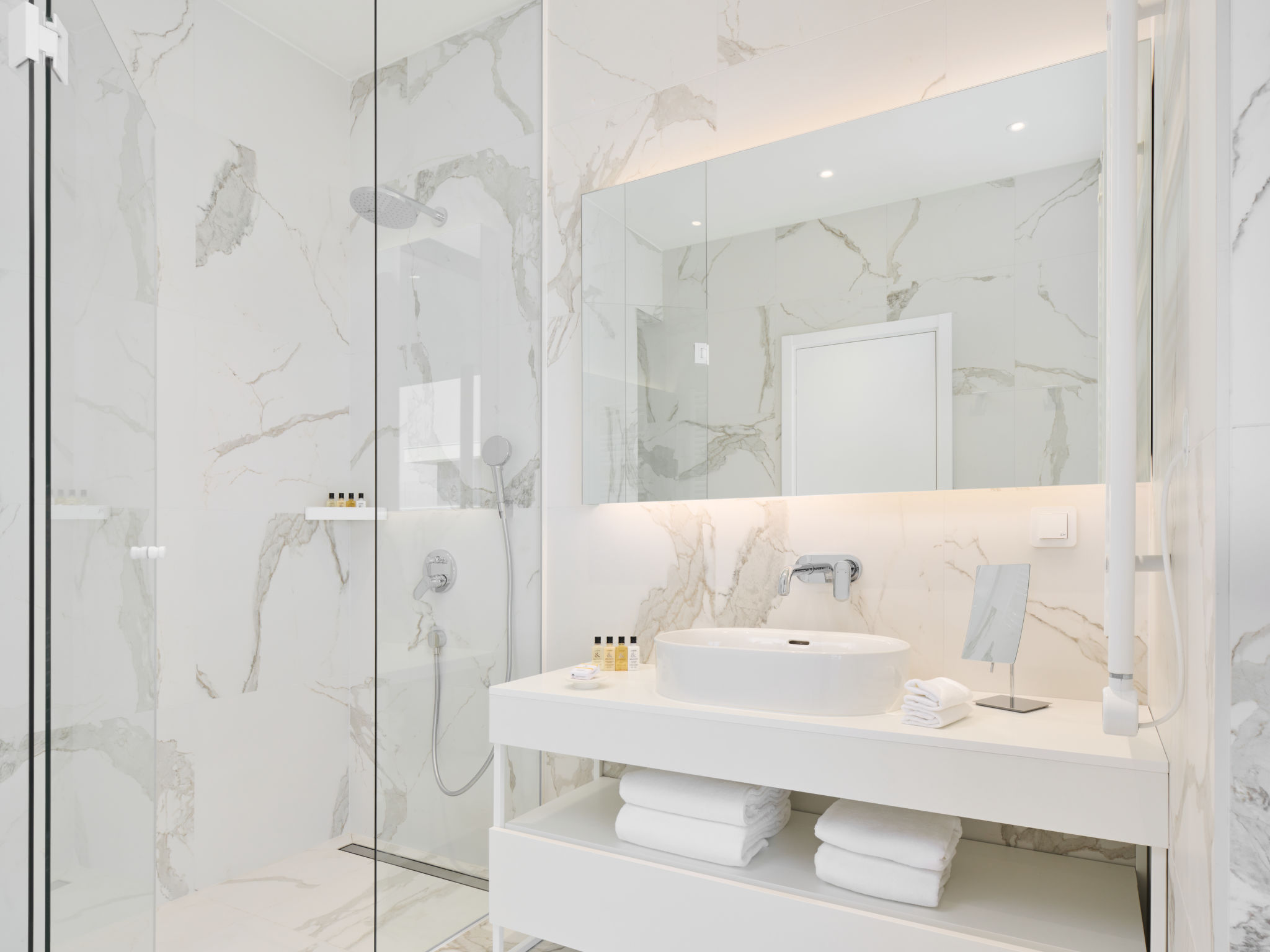Petram Resort & Residences - Drinnen