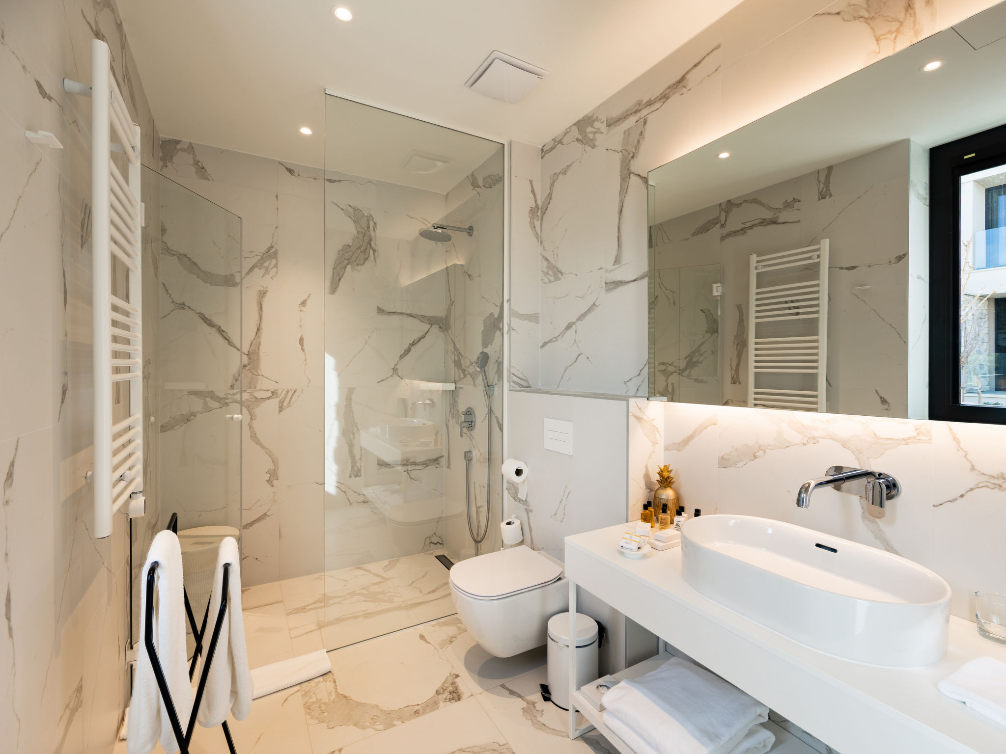 Petram Resort & Residences - Drinnen