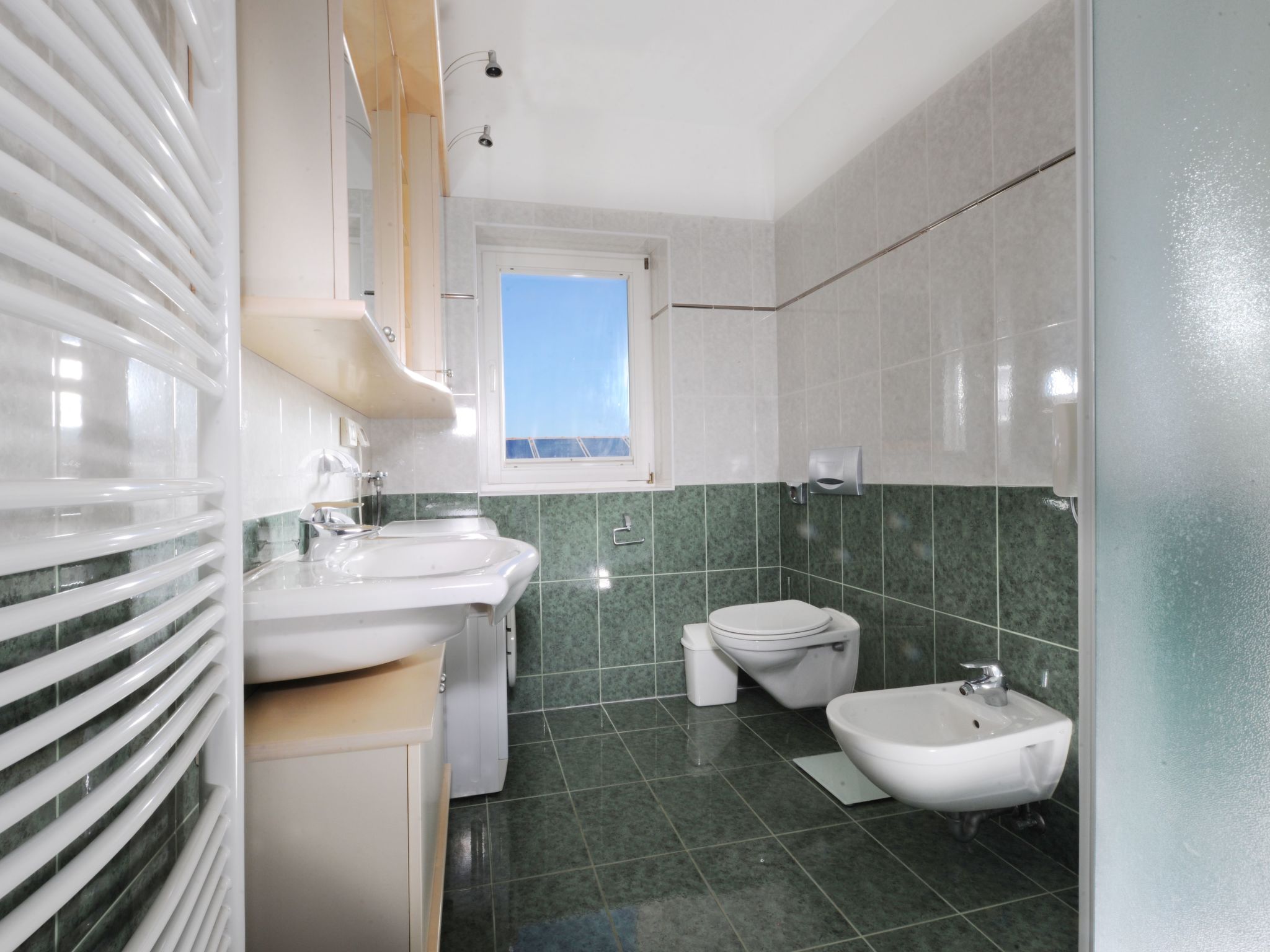 Wunderschöne Wohnung in Crveni Vrh mit Grill, Terrasse und Garten - Image-tags.info