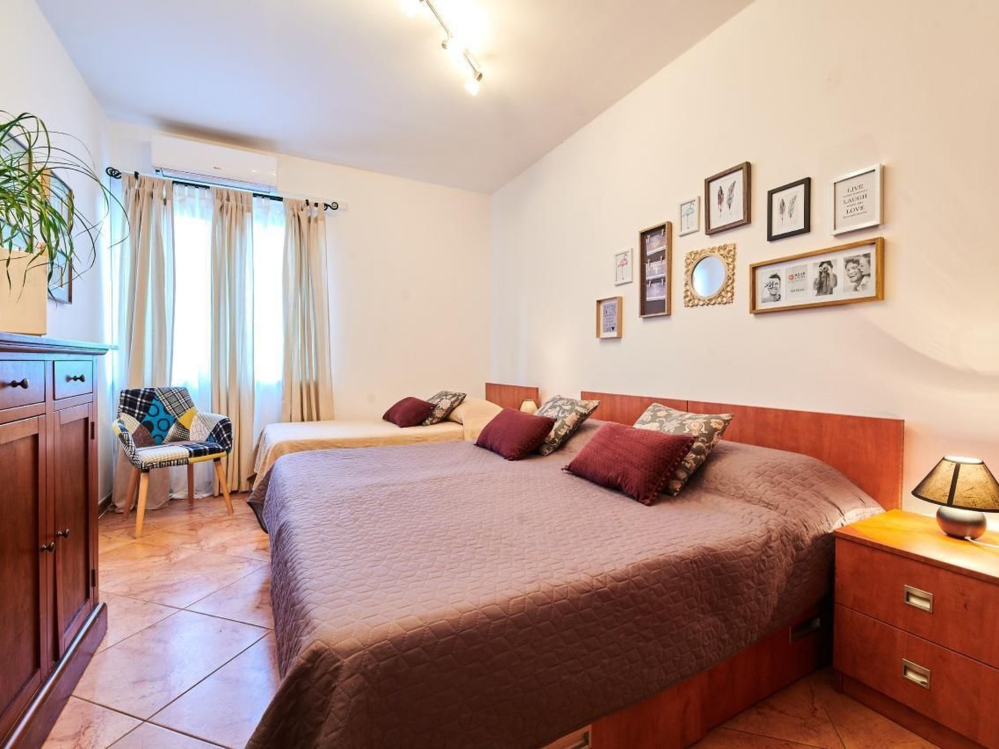 Wohnung Noa 4 Bašanija in der Nähe des Meeres, Terrasse, Grill, Parkplatz - Binnen