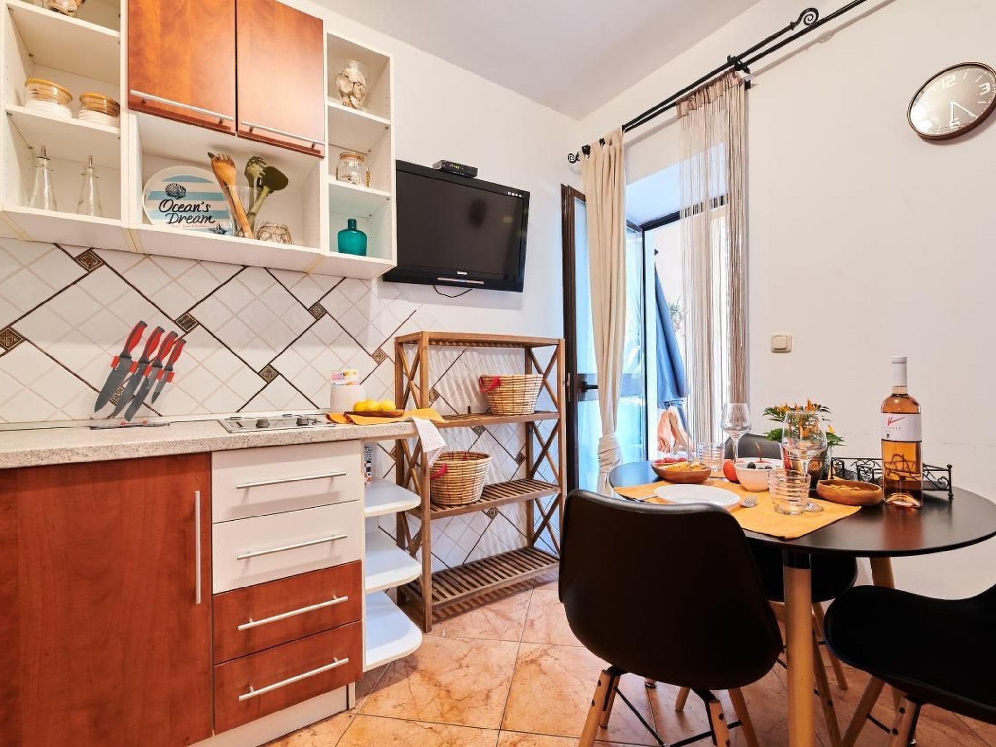 Wohnung Noa 4 Bašanija in der Nähe des Meeres, Terrasse, Grill, Parkplatz - Binnen