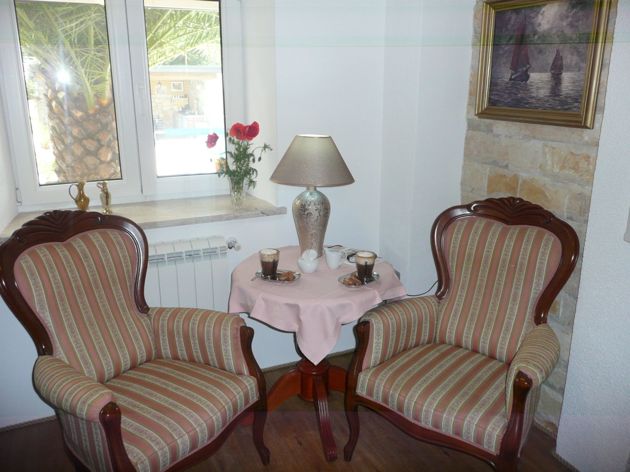 Mit beheiztem Pool und Meerblick-Inside