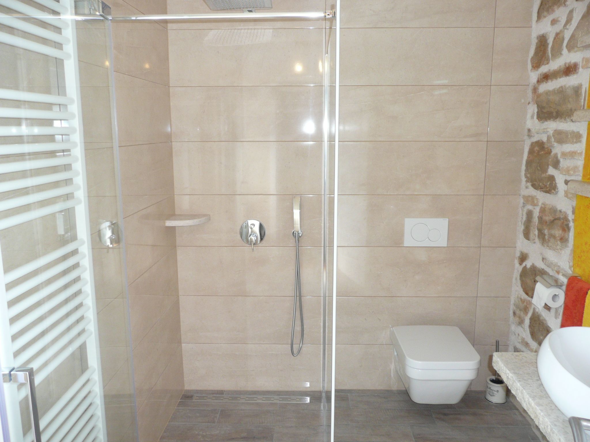 Mit beheiztem Pool und Meerblick-Inside