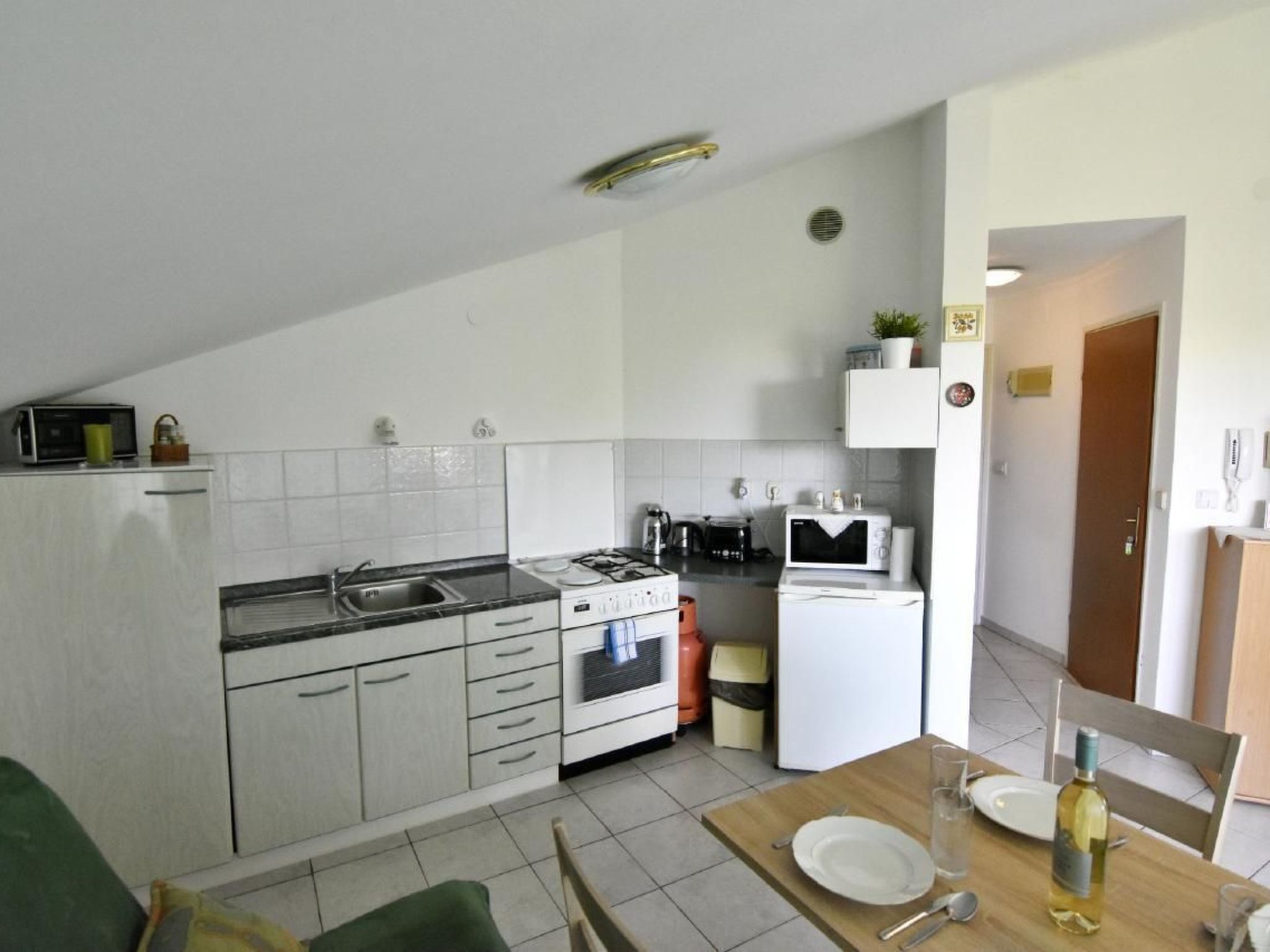 APP EVA-Image-tags.info