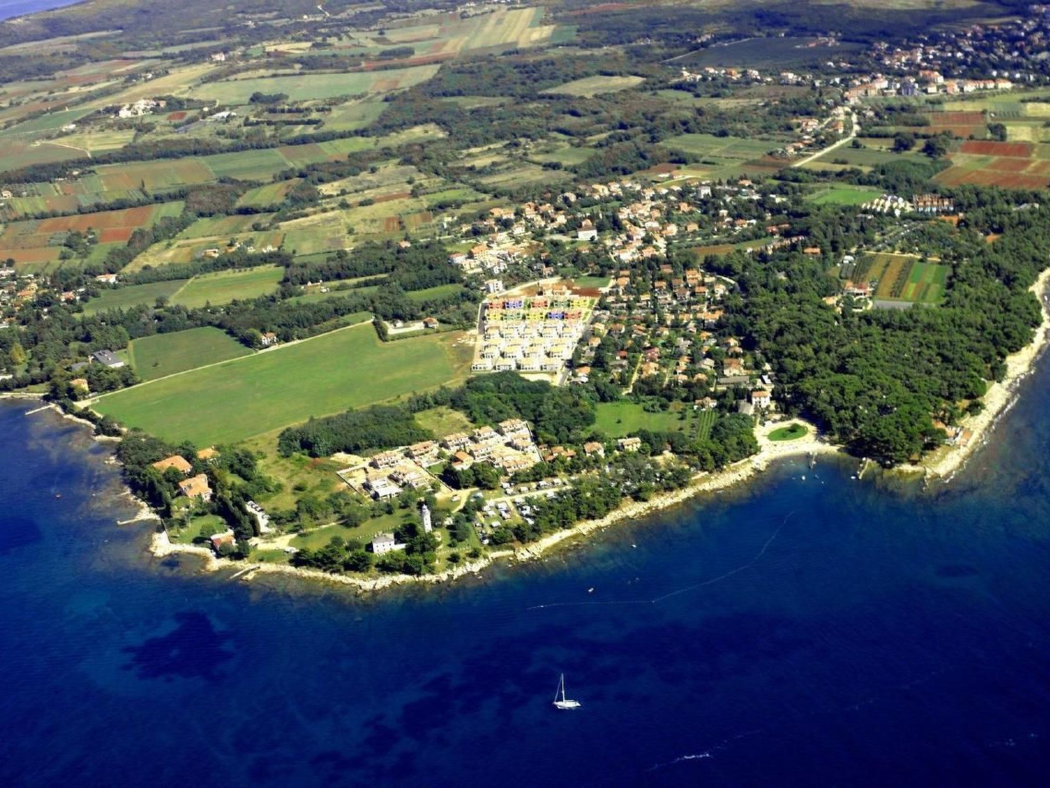 Elia 4-Image-tags.info