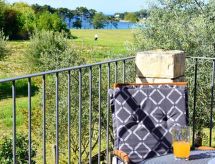 Fris appartement in Bašanija met airco, tuin & BBQ op 250m van zee - thumbnail 1