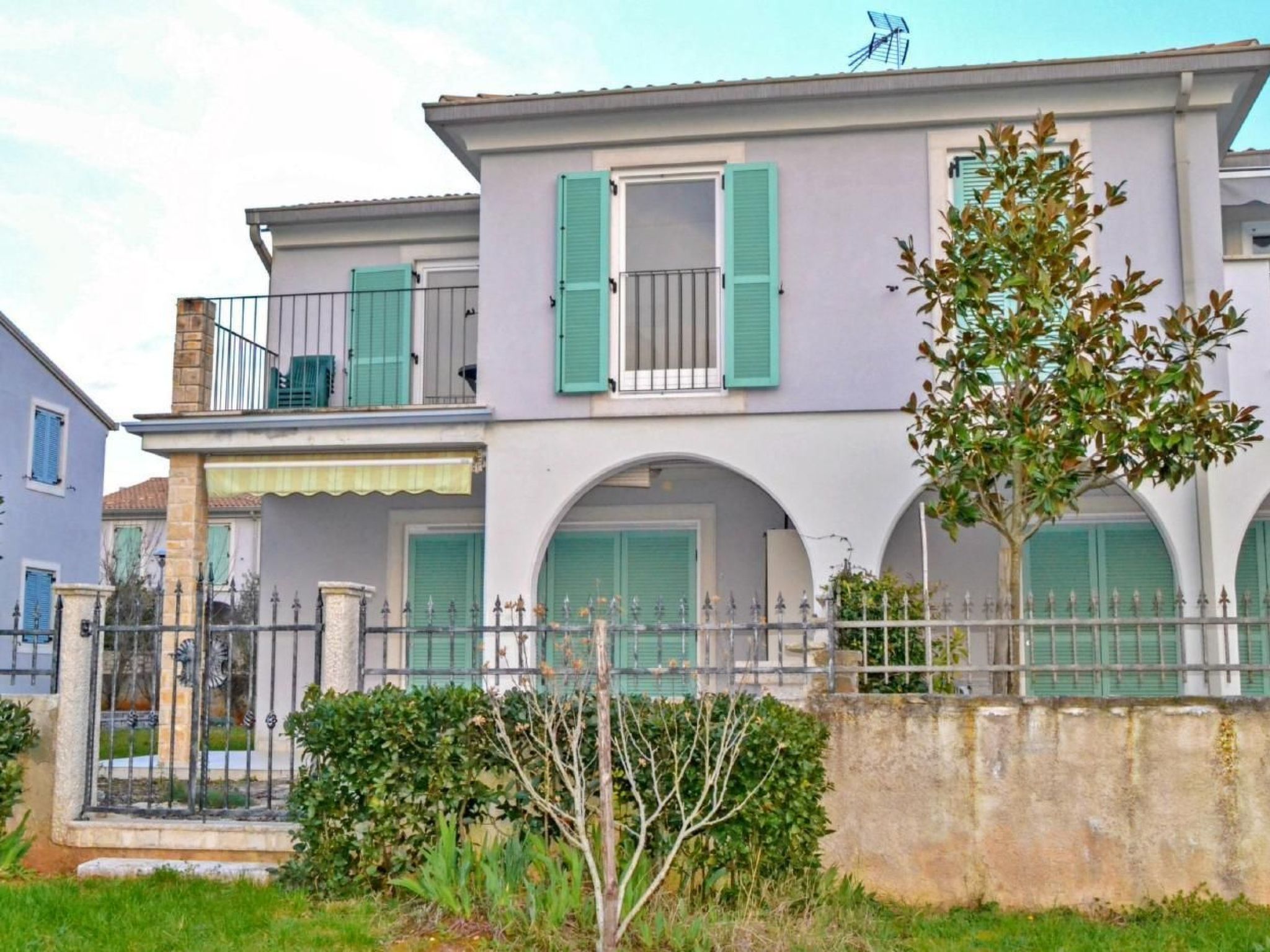 Klimatisierte Wohnung in Bašanija mit Grill