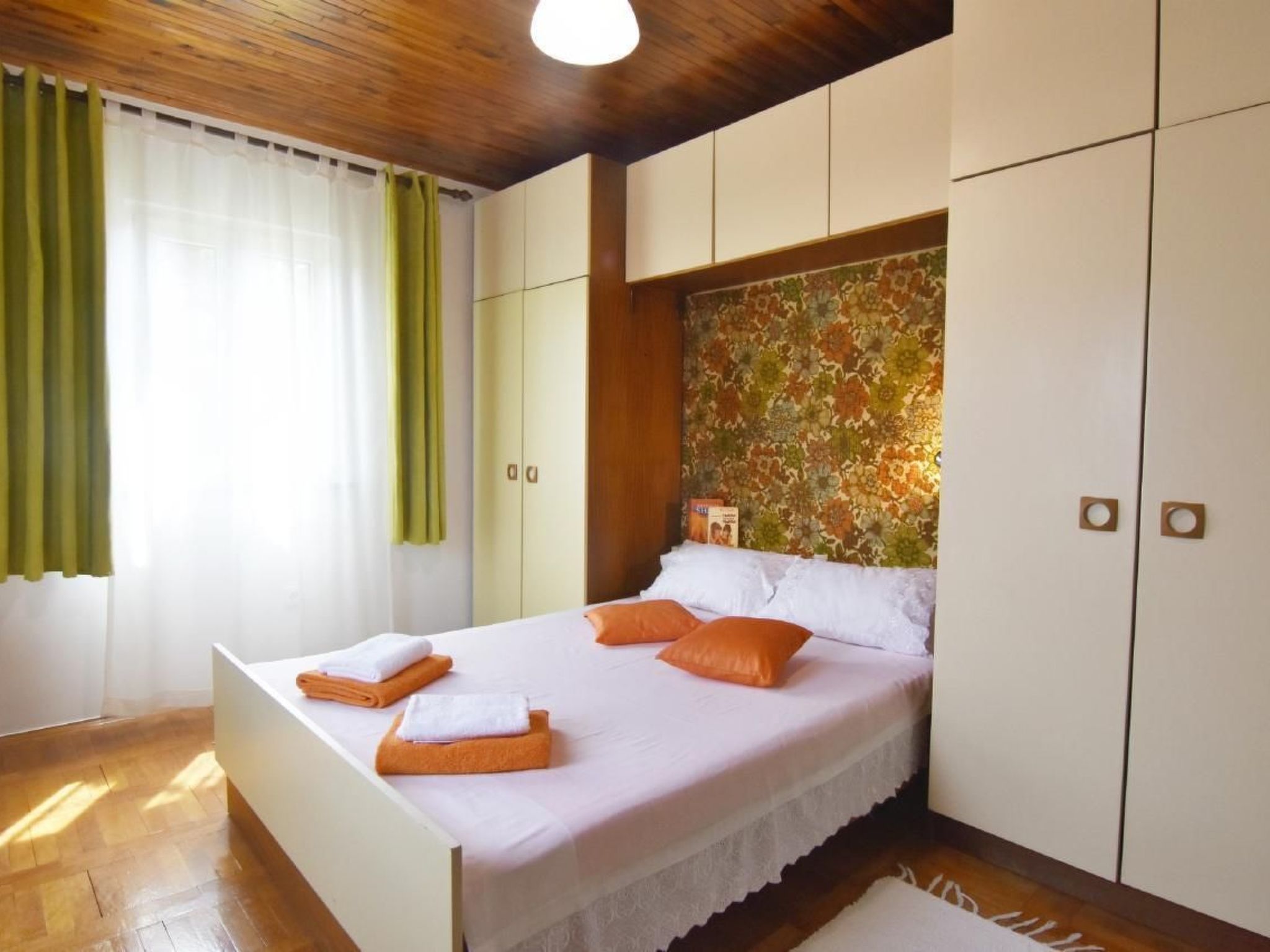 NEŽA B4-Image-tags.info