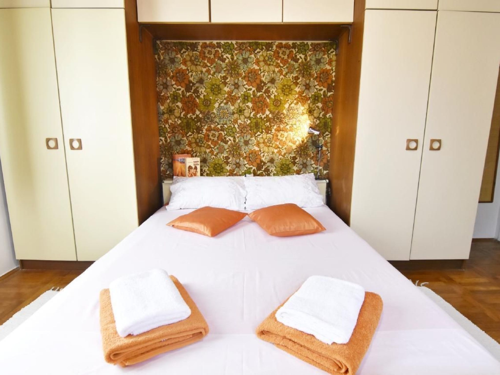 NEŽA B4-Image-tags.info