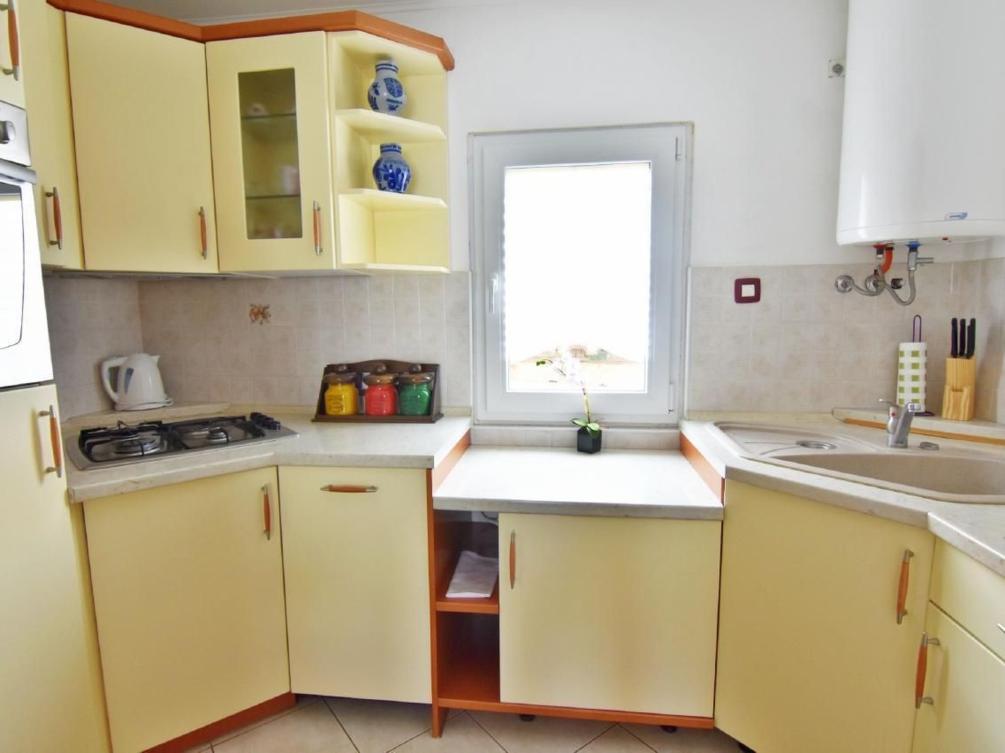 NEŽA B4-Image-tags.info