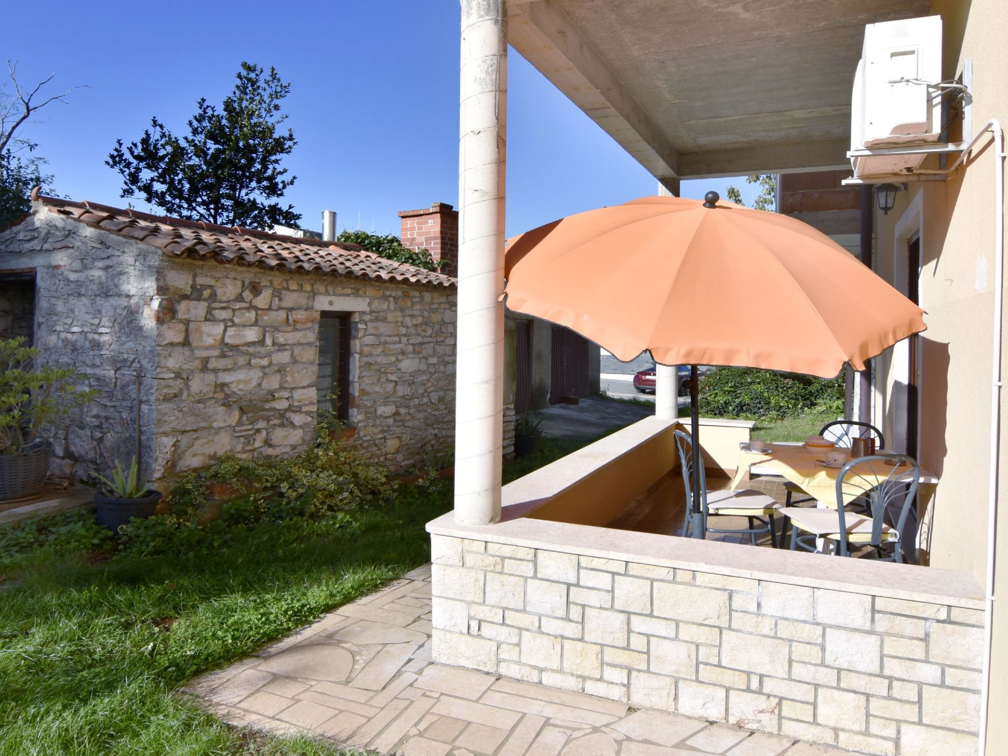 SILVA 3 prizemlje-Binnen