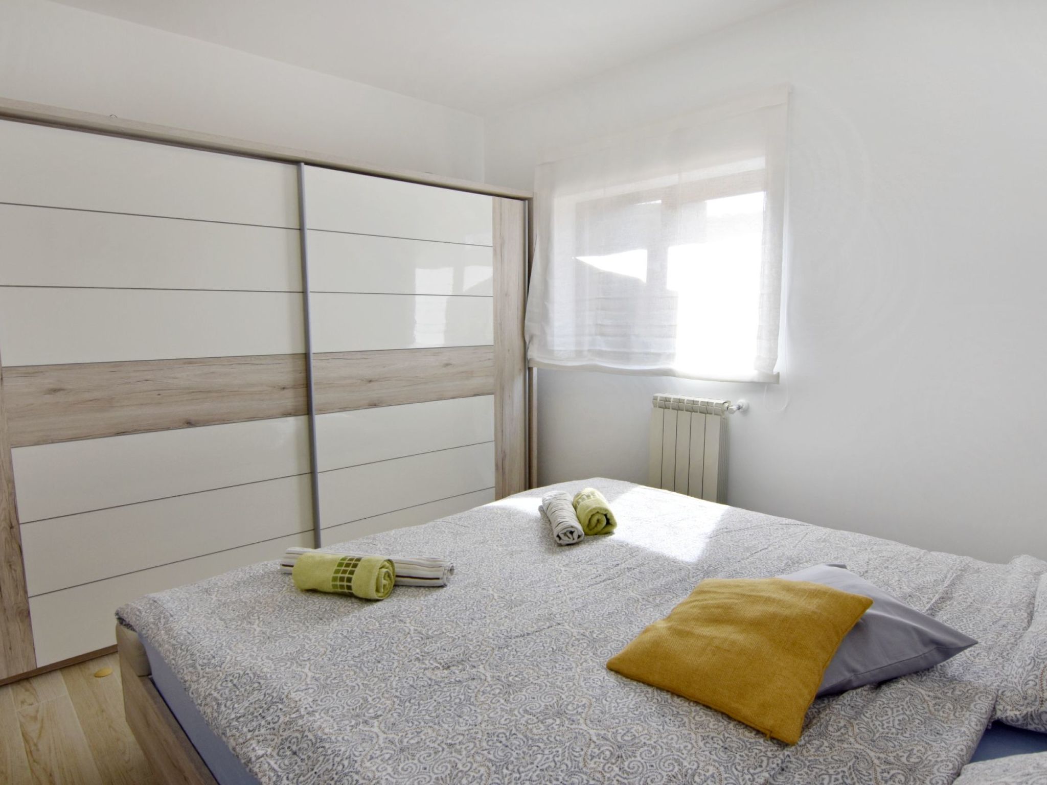 Enea 2-Image-tags.info