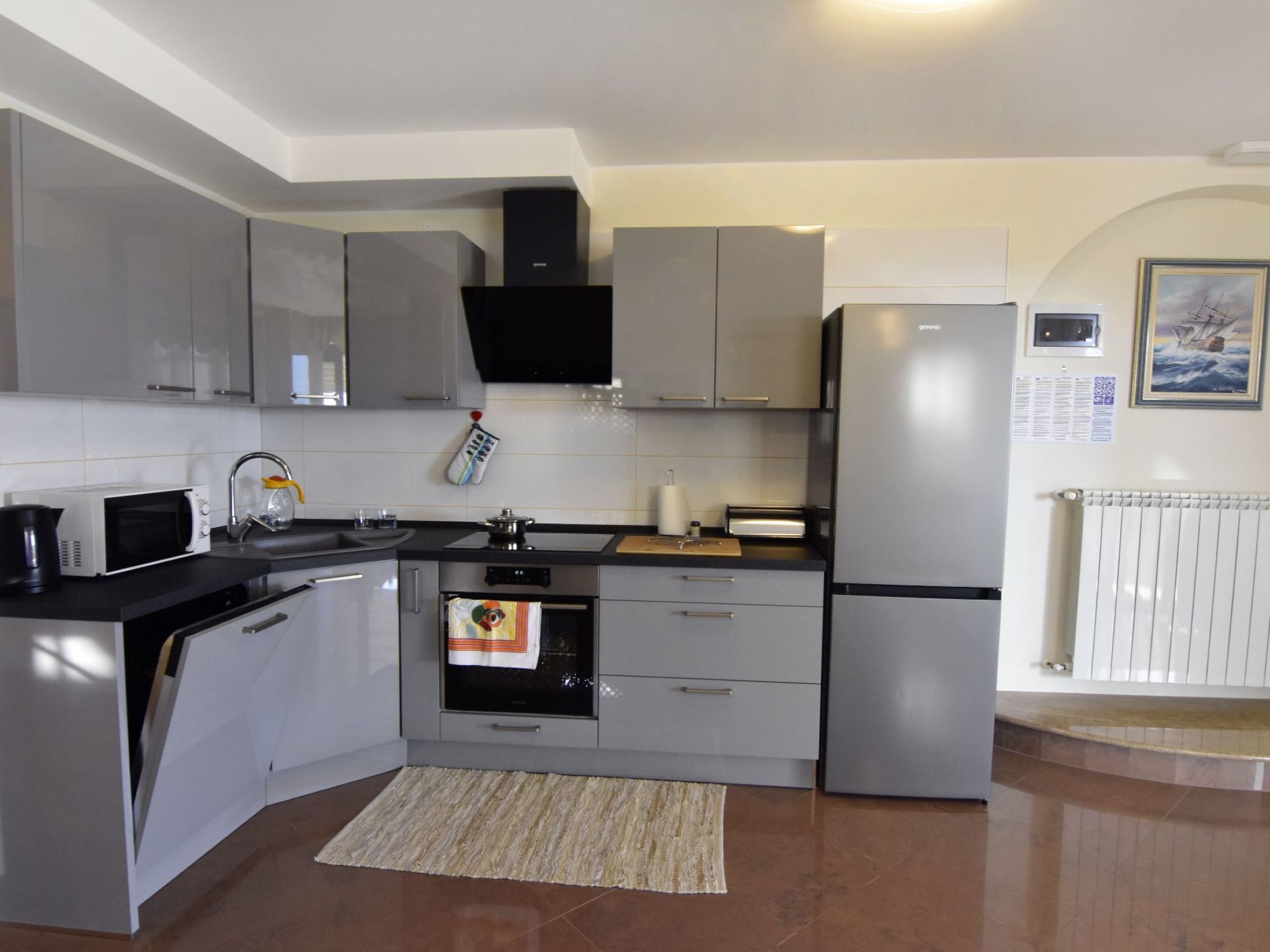 Enea 1-Image-tags.info