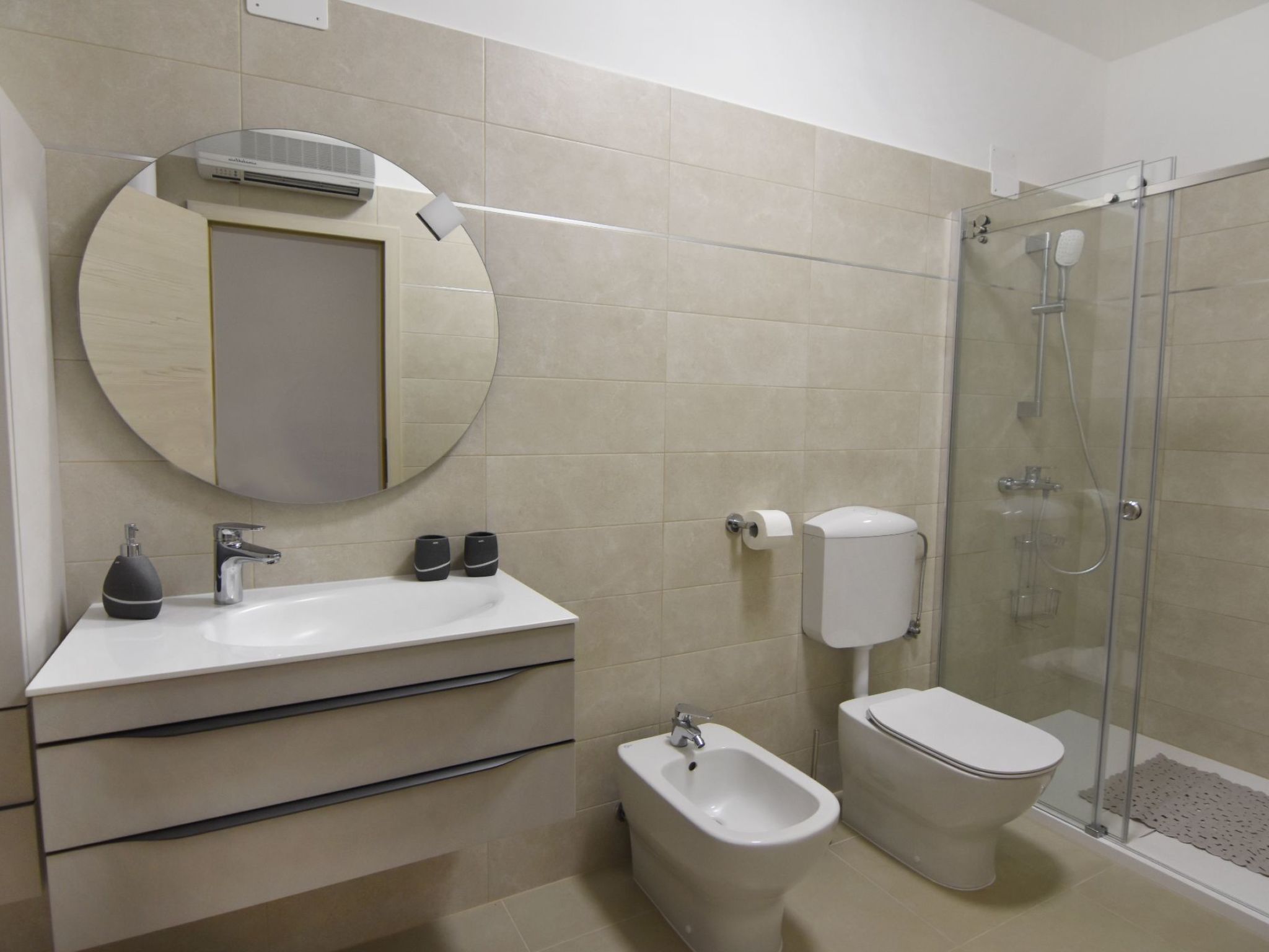 Enea 1-Image-tags.info