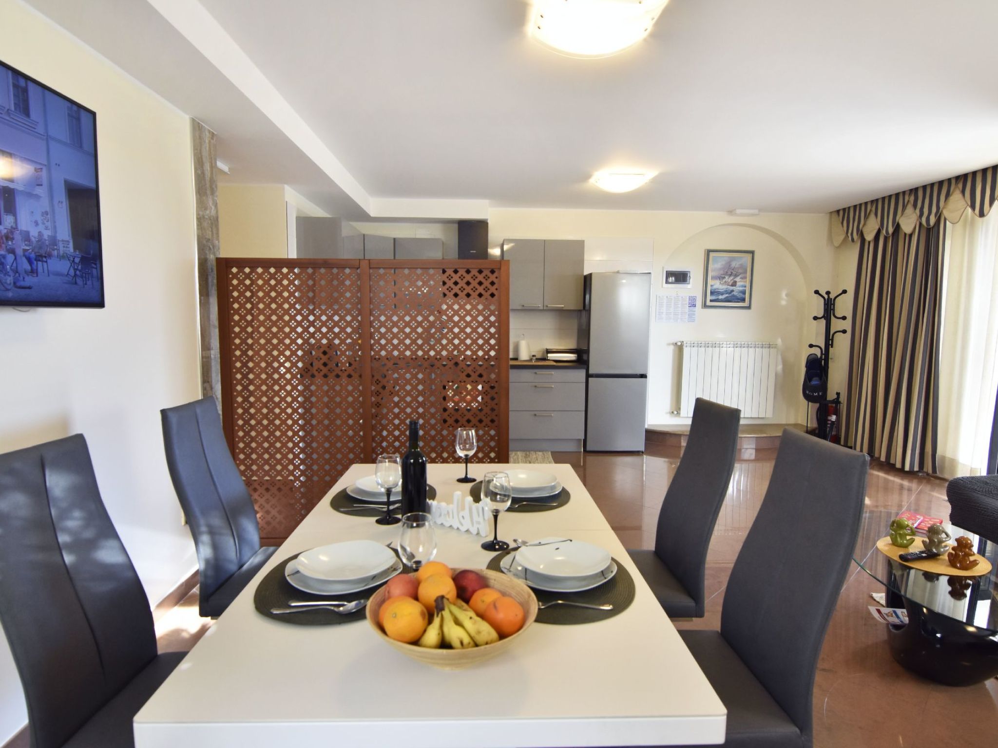 Enea 1-Image-tags.info