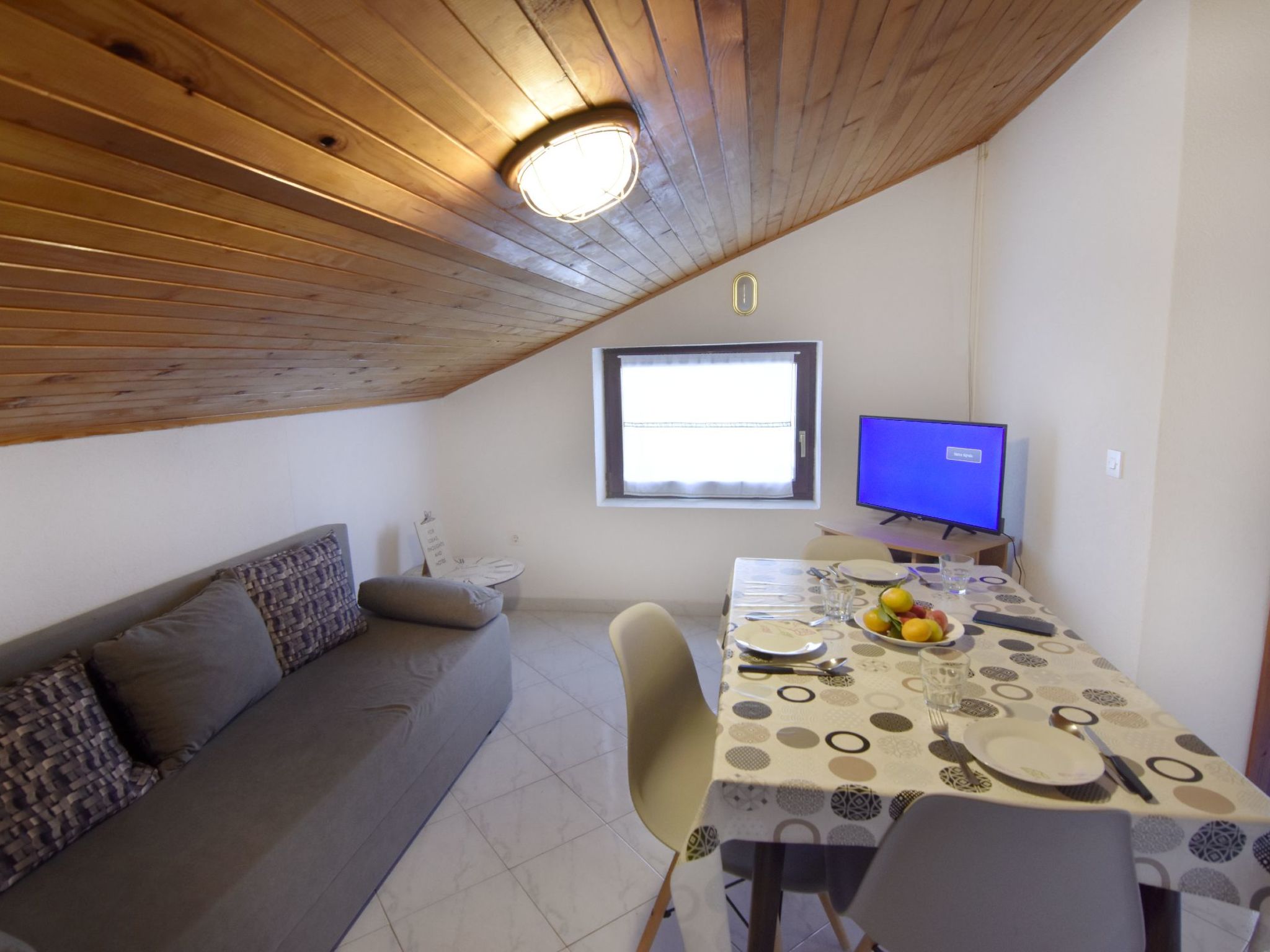 SILVA 2+1 2. KAT-Binnen