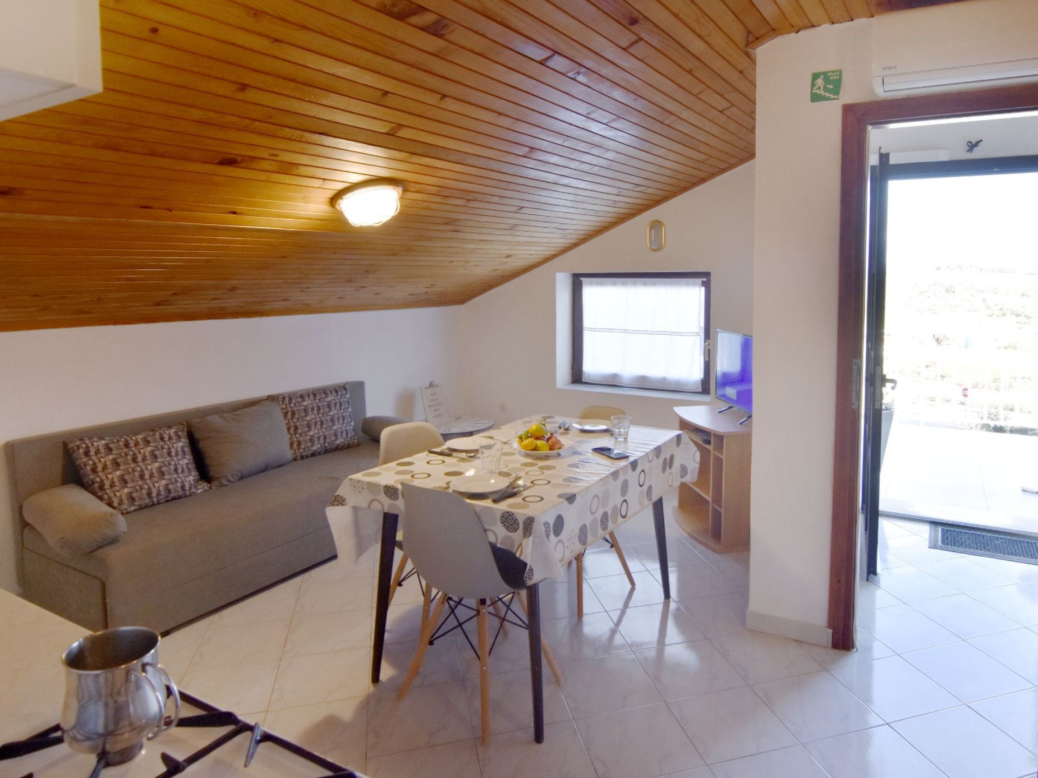 SILVA 2+1 2. KAT-Binnen