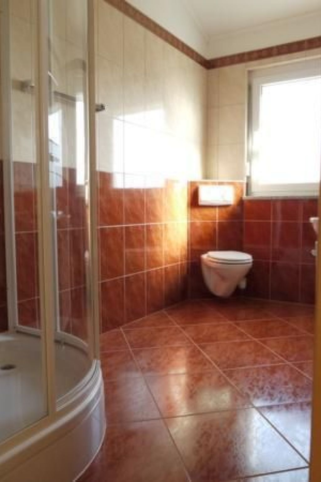 Villa del Golfo, Apartement mit Garten und Pool-Binnen