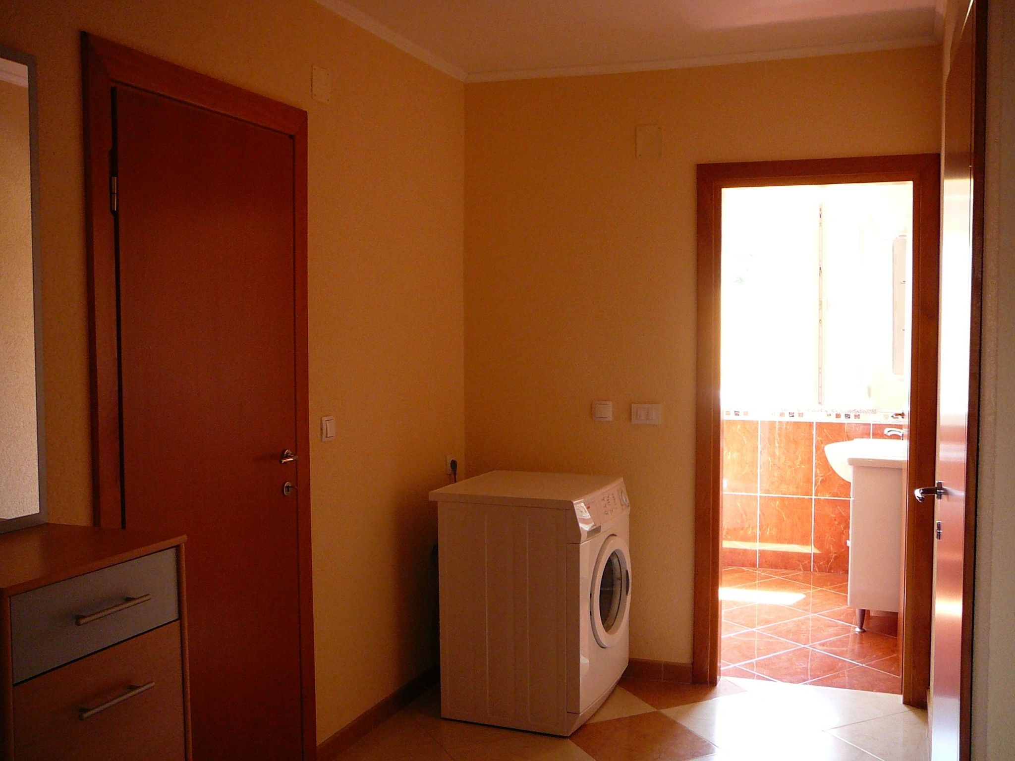 Villa del Golfo, Apartement mit Garten und Pool-Binnen