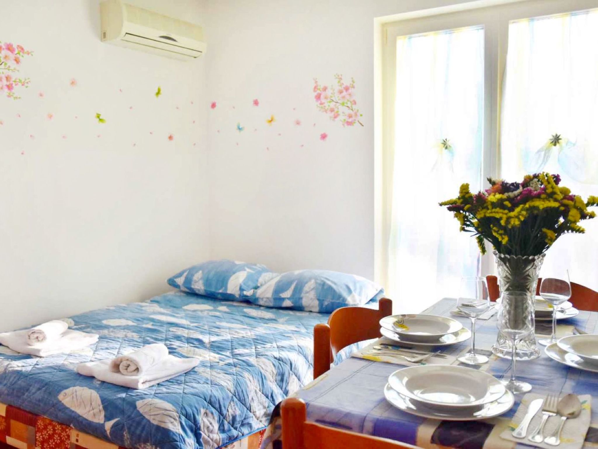 ANITA 2-Image-tags.info