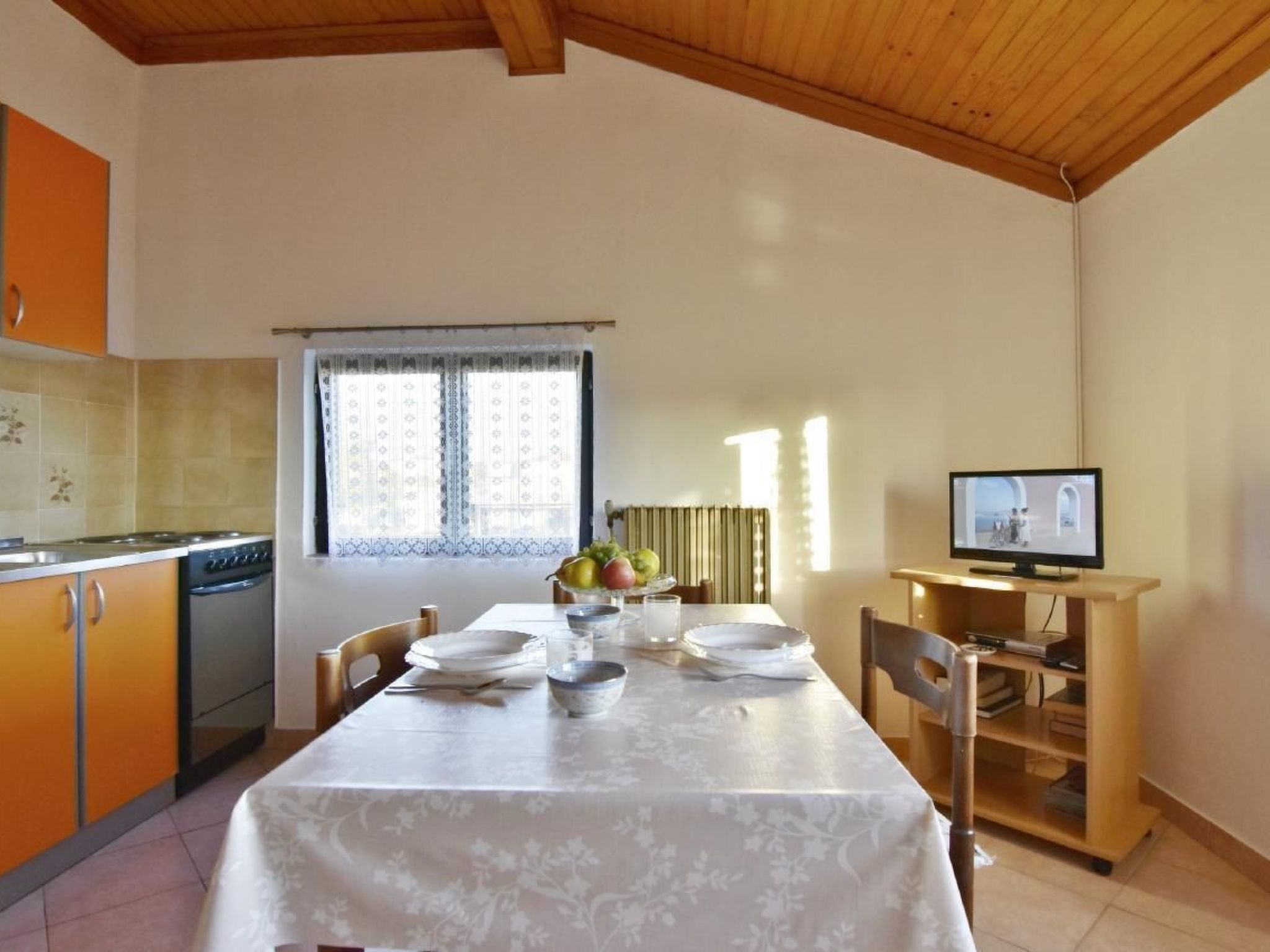 LUCIANA 1-Image-tags.info