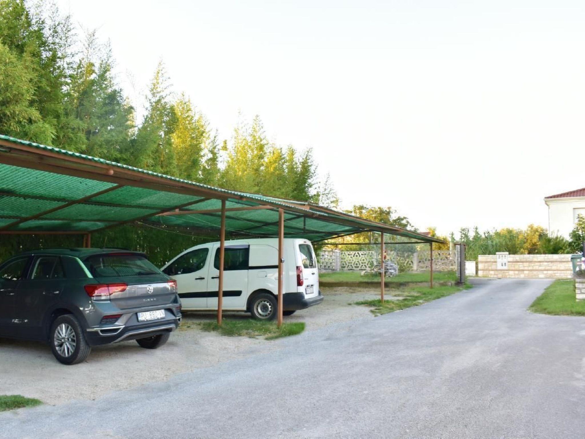 LUCIANA 1-Image-tags.info