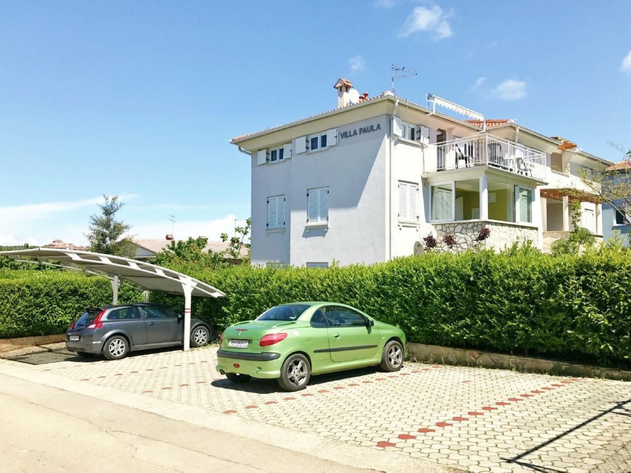 Wohnung in Zambratija mit Gemeinsamem Grill