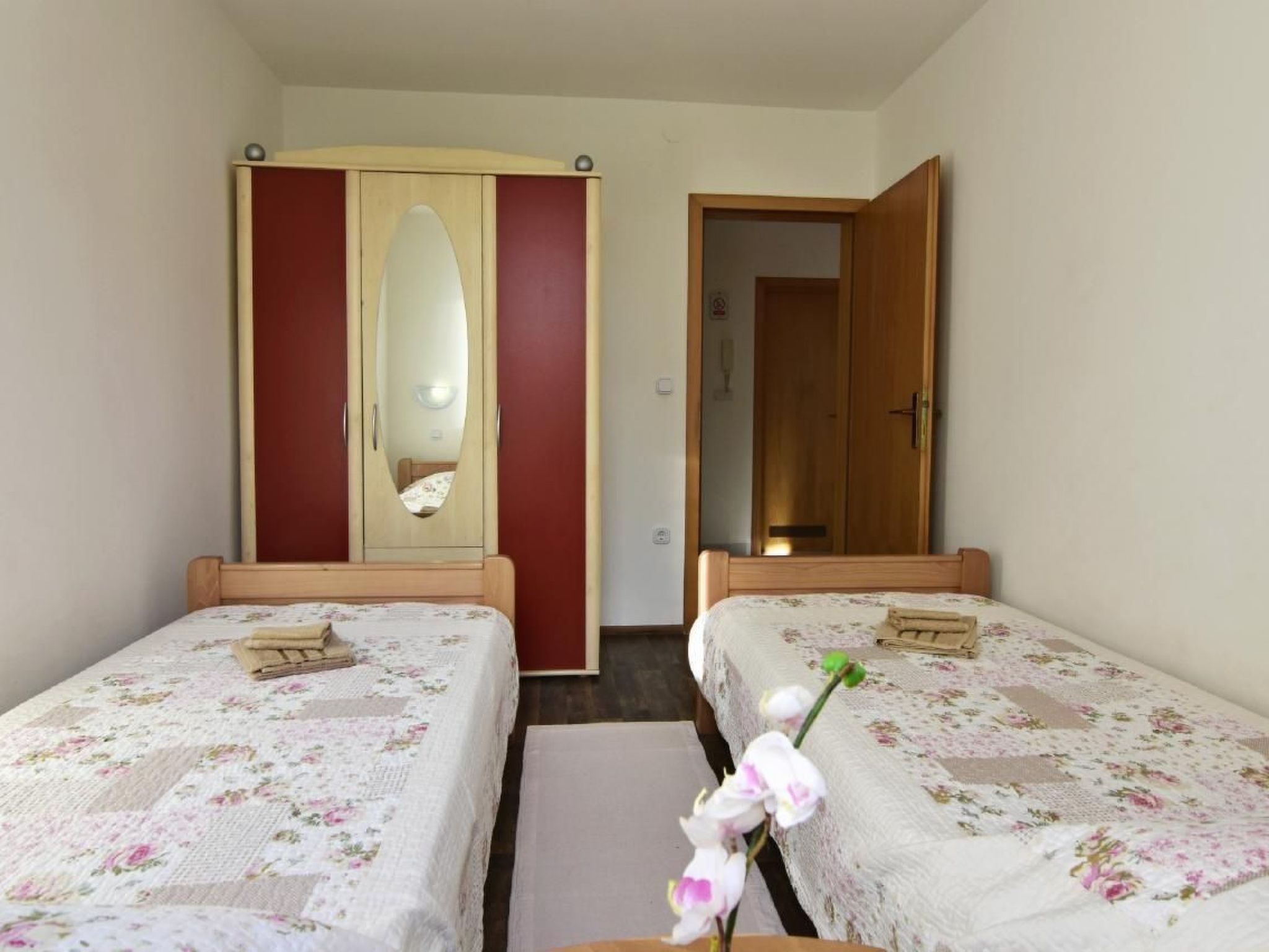 Wohnung in Zambratija mit Gemeinsamem Grill-Image-tags.info