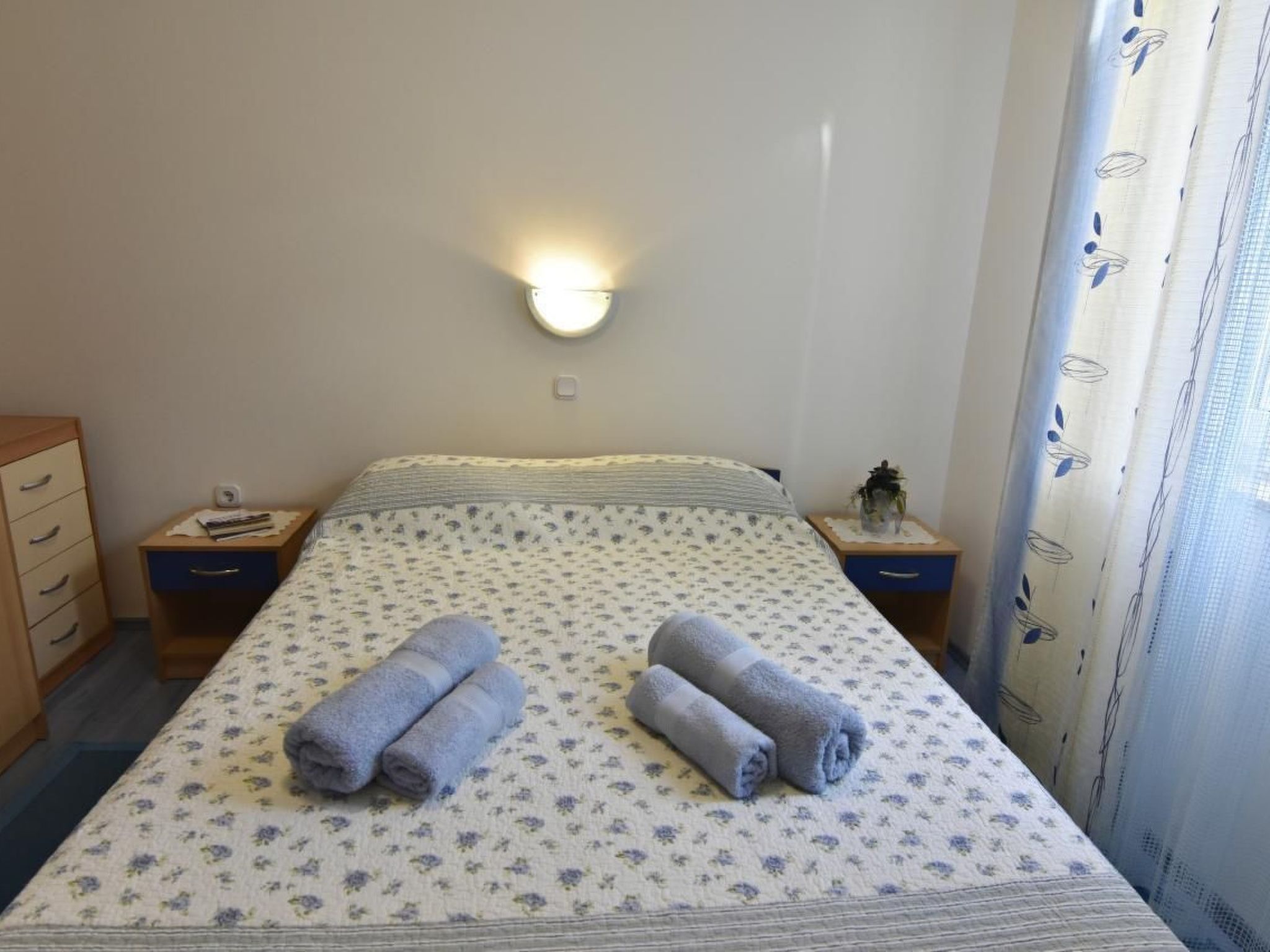 Wohnung in Zambratija mit Gemeinsamem Grill-Image-tags.info