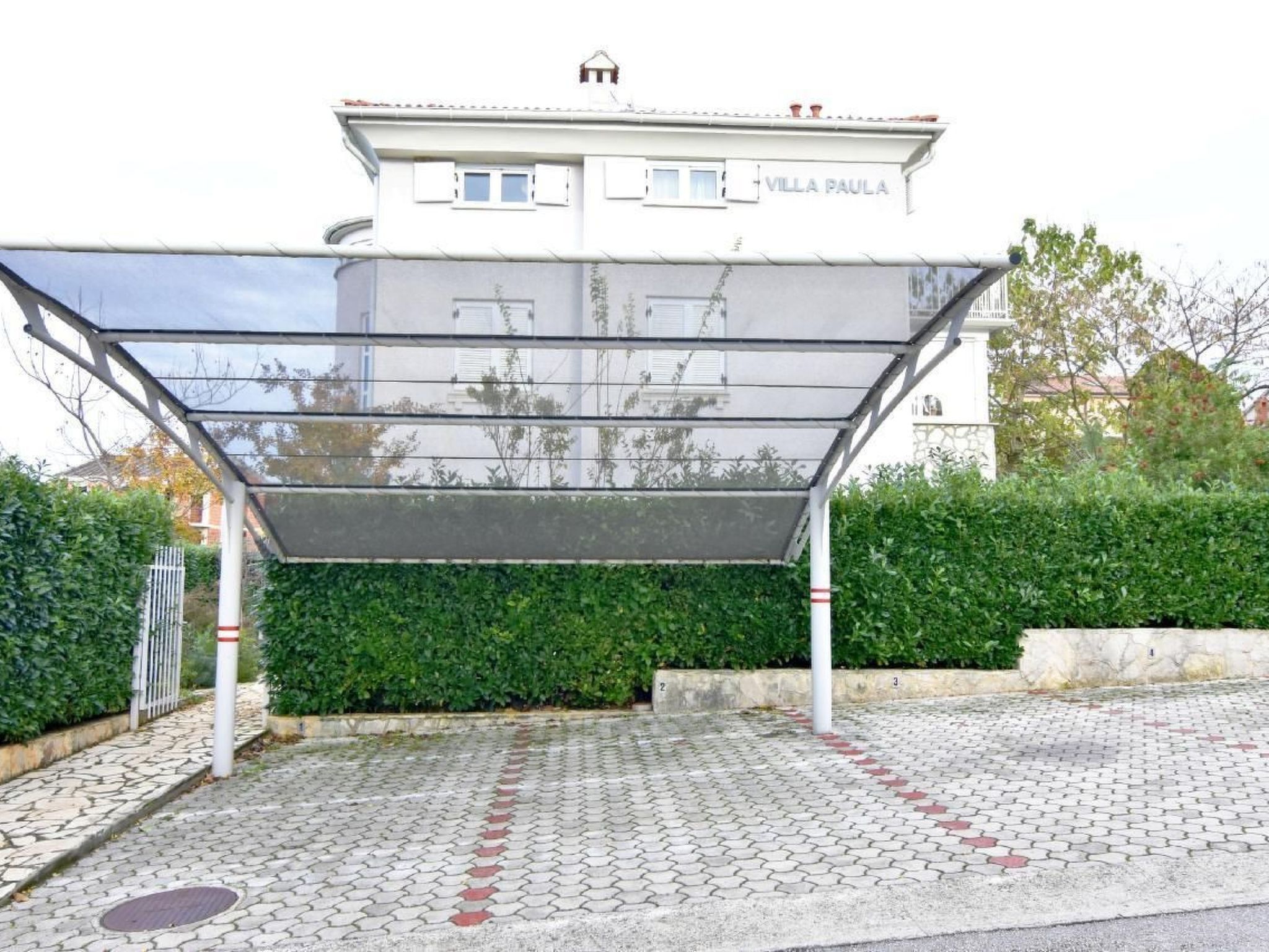 Wohnung in Zambratija mit Gemeinsamem Grill-Image-tags.info