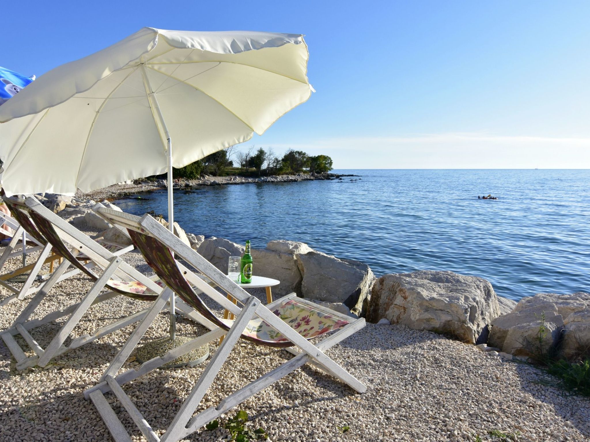 ANJA Zambrazija-Dehors