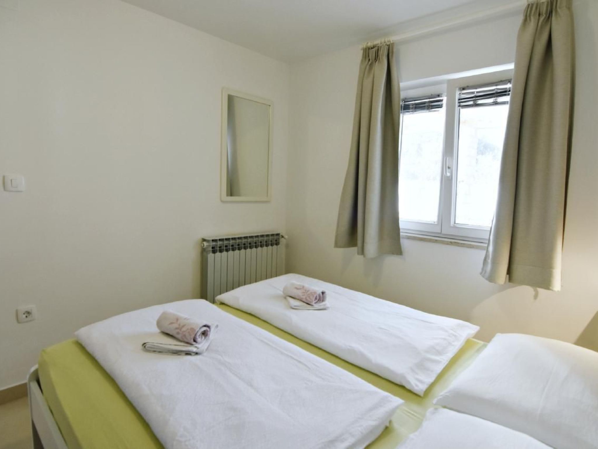 In Zambratija mit Terrasse-Image-tags.info