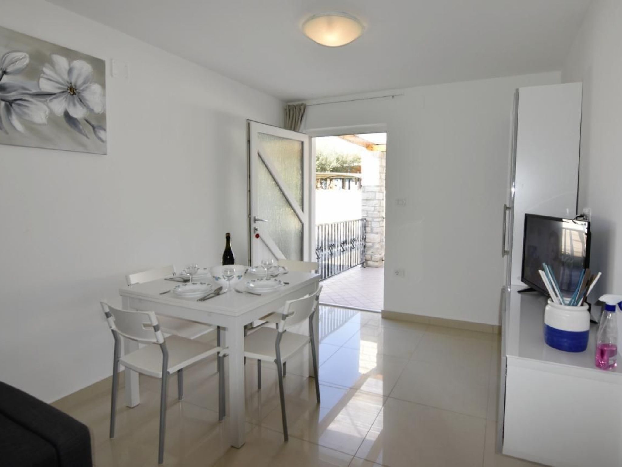 In Zambratija mit Terrasse-Image-tags.info