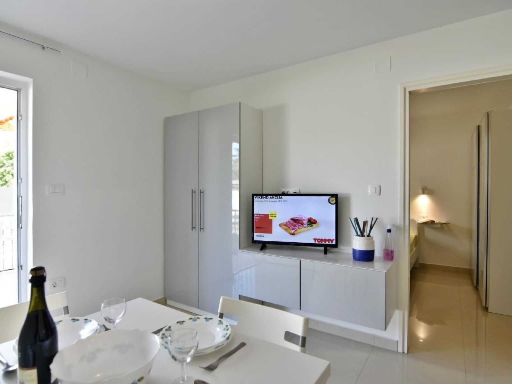 In Zambratija mit Terrasse-Image-tags.info