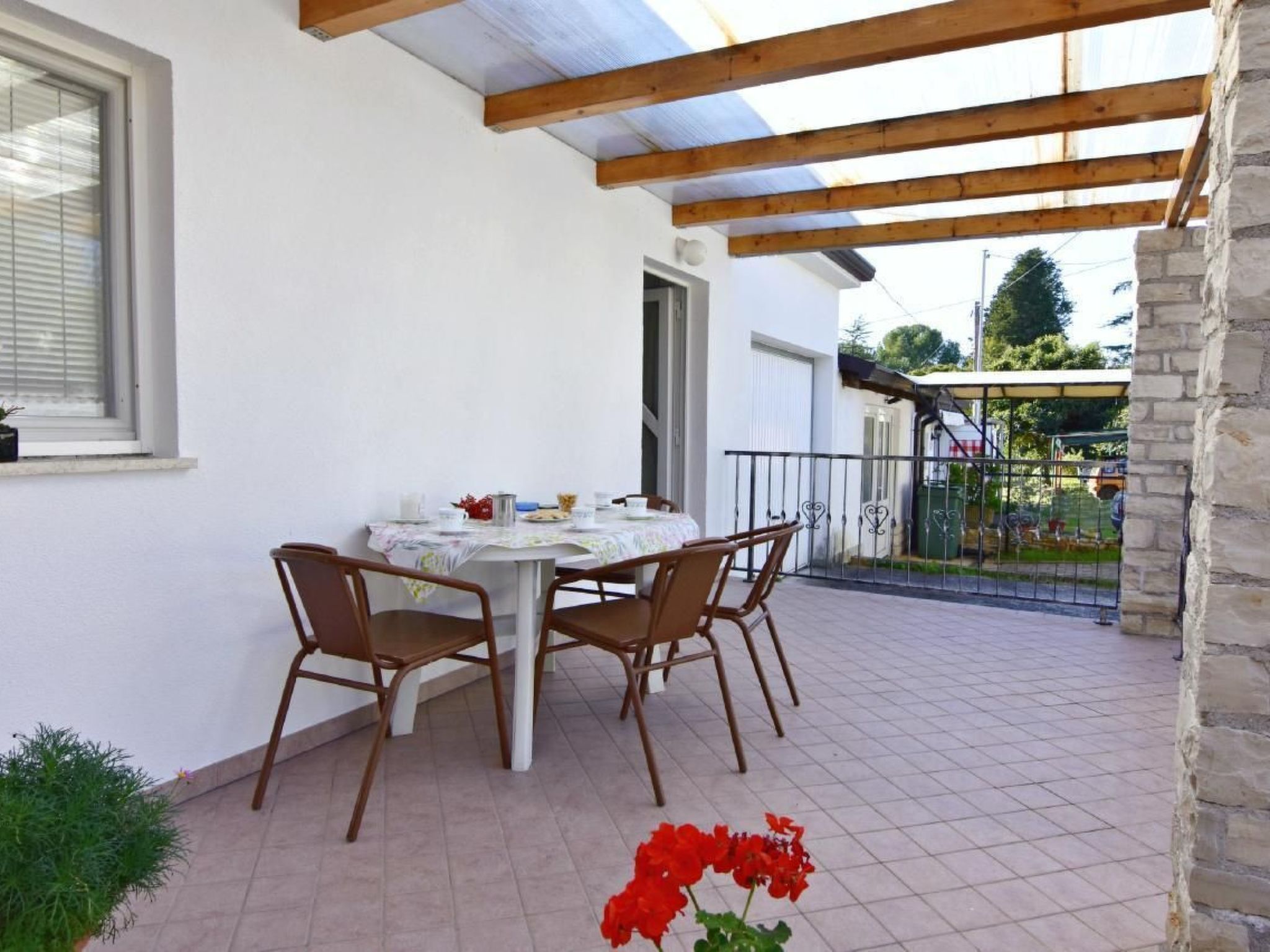 In Zambratija mit Terrasse-Image-tags.info