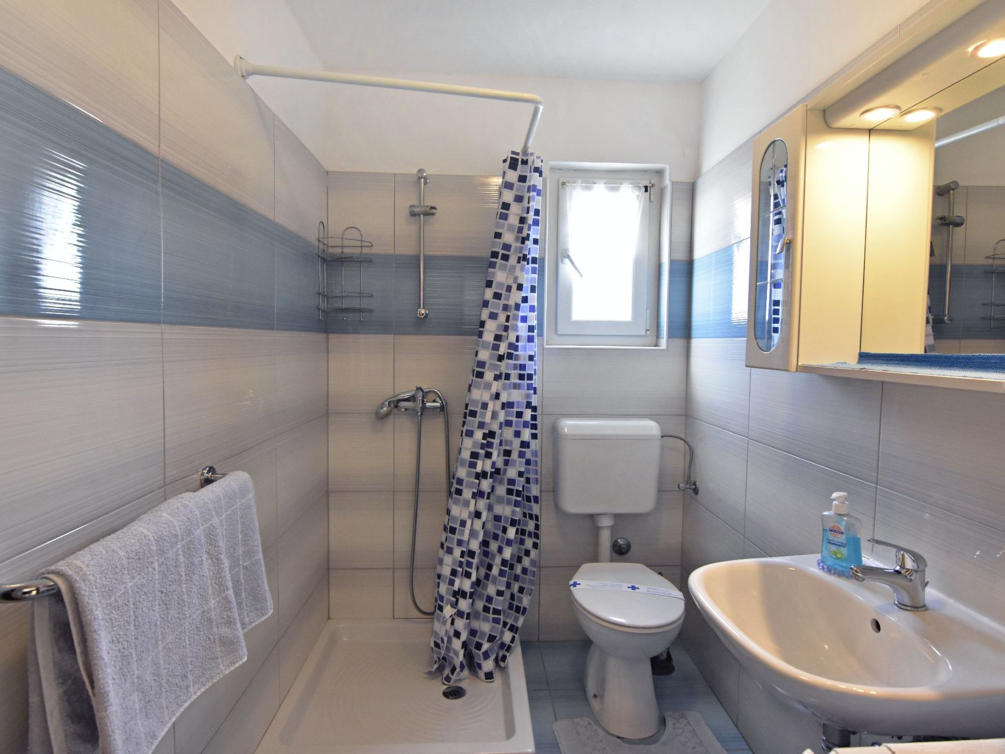 Wohnung in Zambratija mit Schöner Terrasse - Image-tags.info