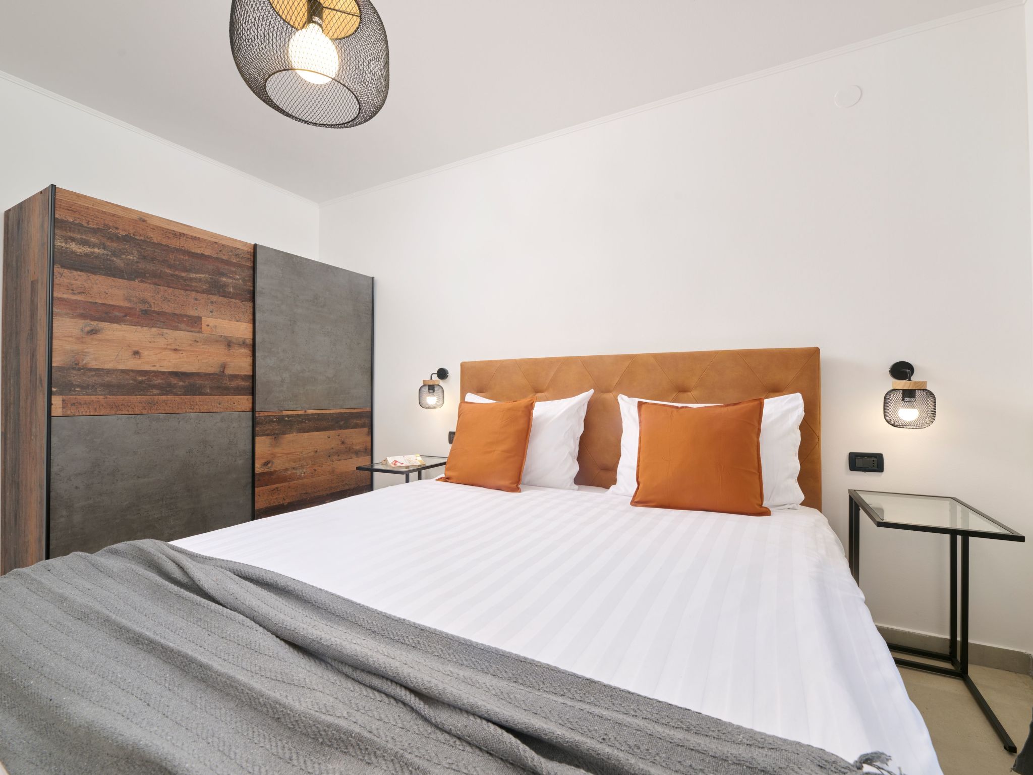 In Zambratija mit eigenem Parkplatz-Inside