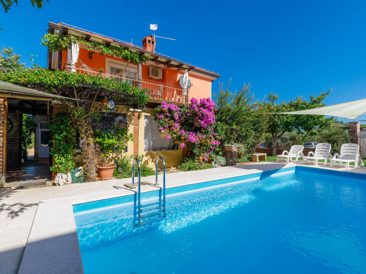 Search and Stay destination Murine, Istarska županija - Croatia from AU$ 179. Fontana