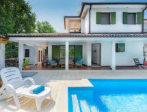 Casa de vacaciones Fratrici