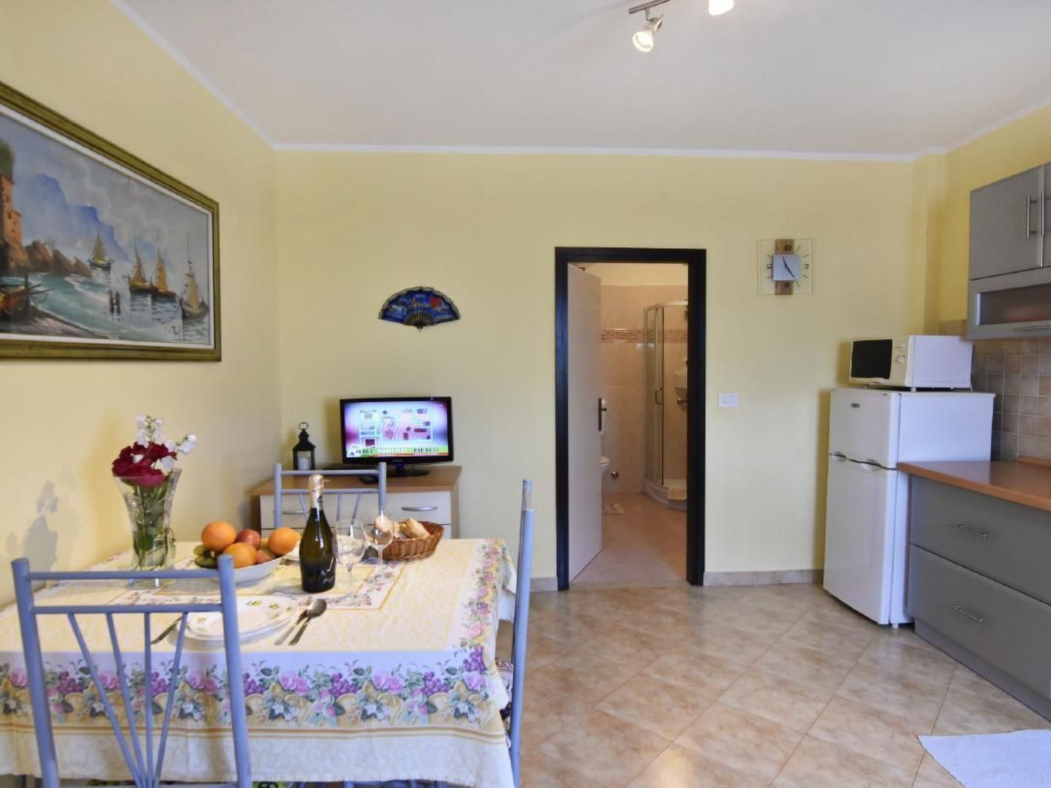 Appartement in Đuba mit Privater Terrasse-Binnen