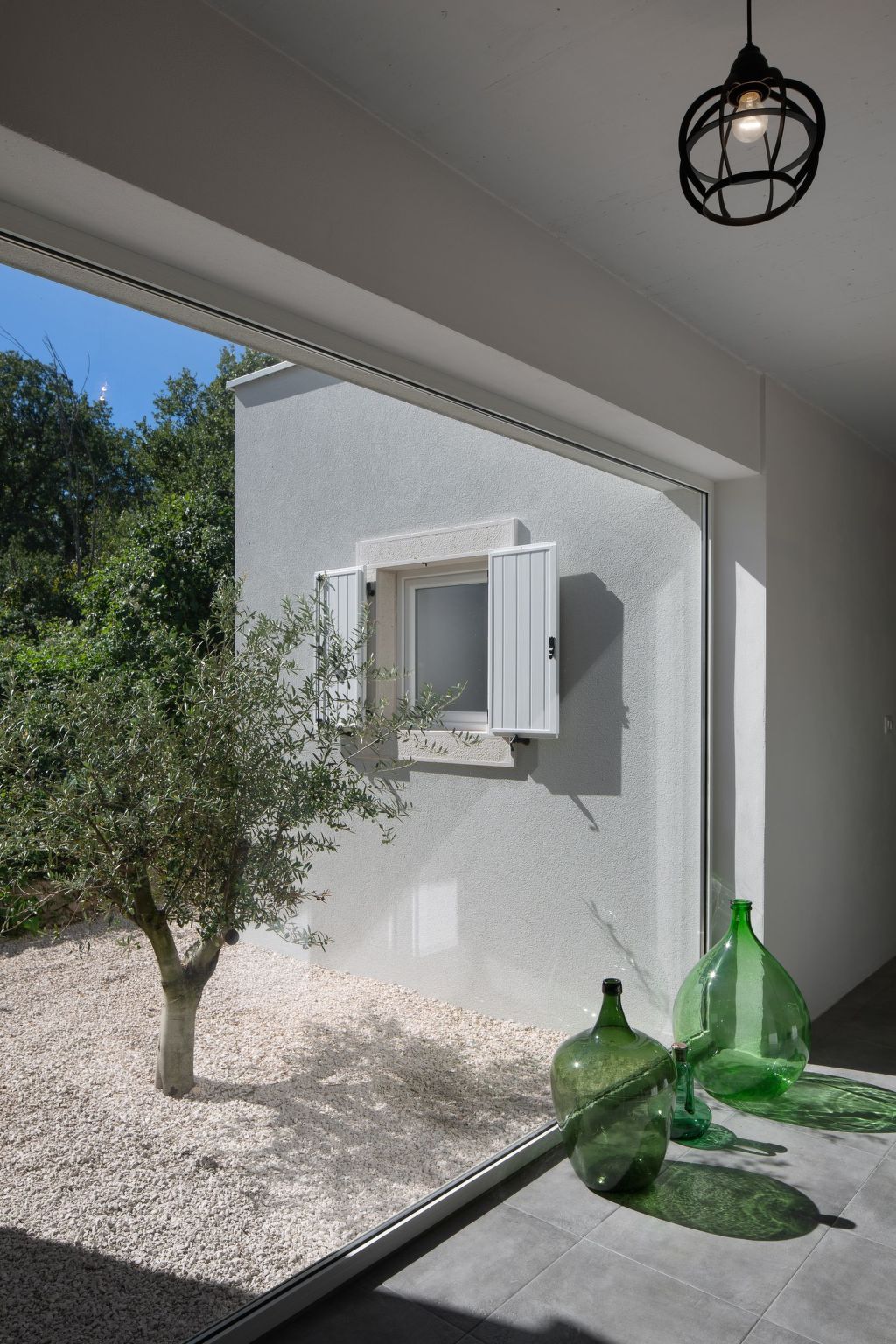 Mit eigenem Pool-Binnen