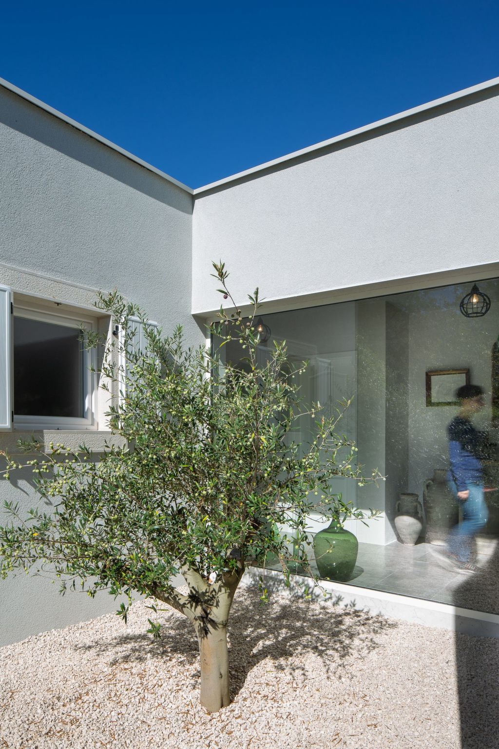 Mit eigenem Pool-Binnen