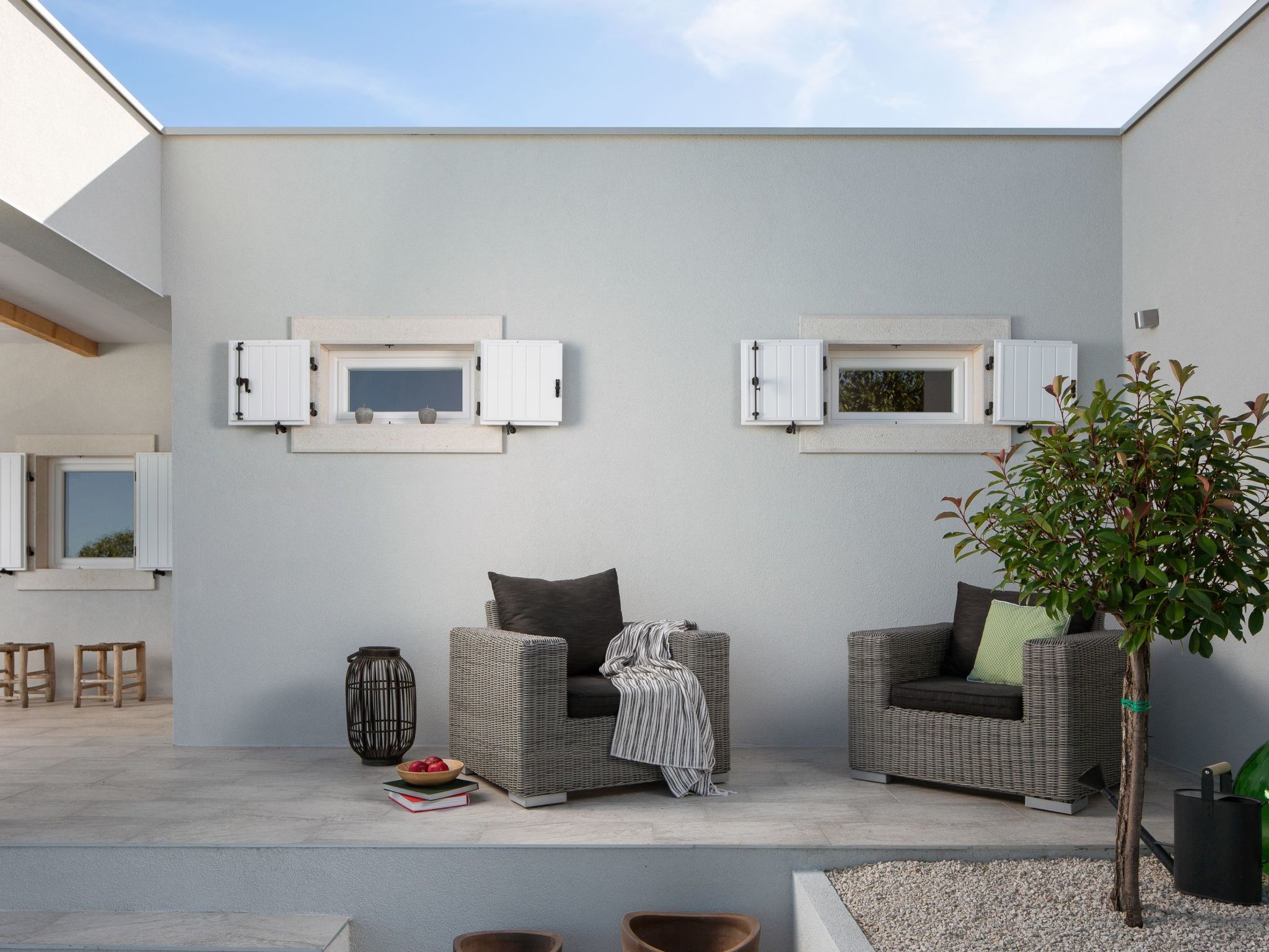 Mit eigenem Pool-Binnen