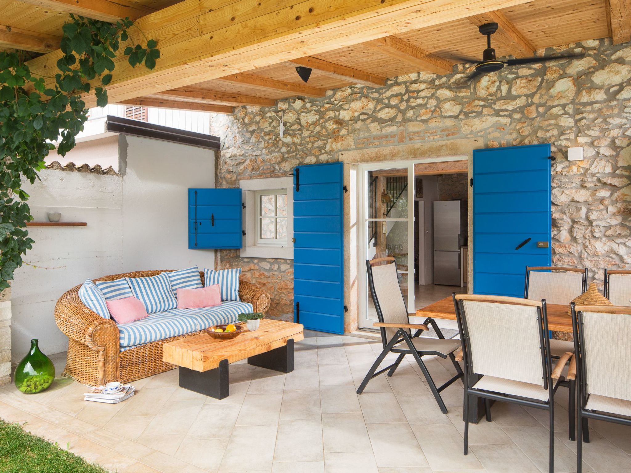 Villa Flavia Traditionelles Steinhaus mit Pool-Binnen