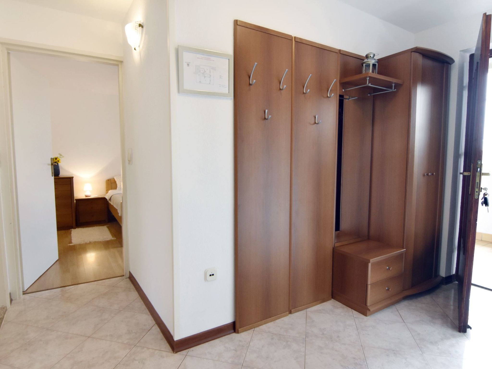 Große Wohnung in Babići mit Garten und Terrasse-Image-tags.info