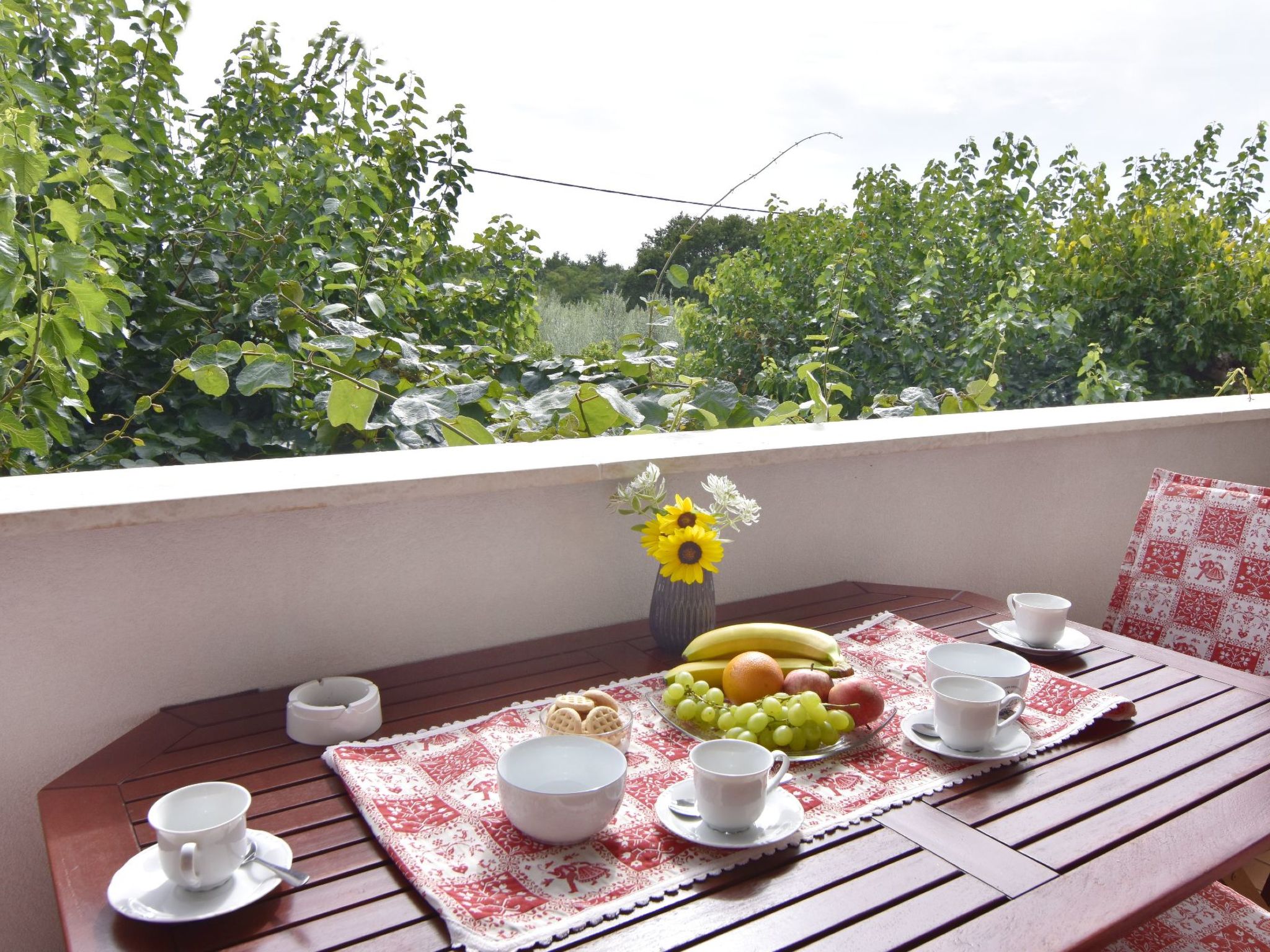 Große Wohnung in Babići mit Garten und Terrasse-Image-tags.info