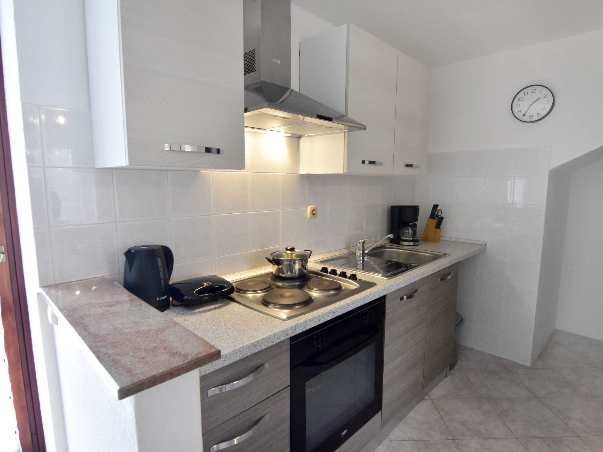 Große Wohnung in Babići mit Garten und Terrasse-Image-tags.info