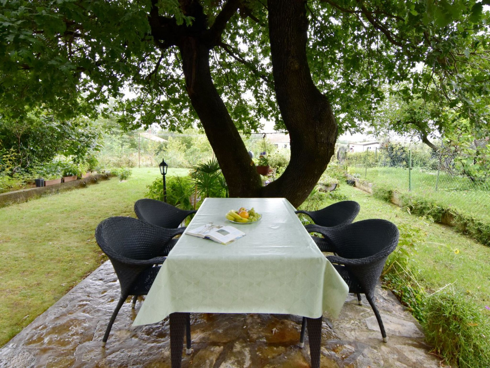 Große Wohnung in Babići mit Garten und Terrasse-Image-tags.info