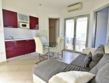 Vrijstaand vakantiehuis INES nabij zee en golfbaan in Umag, Istrië - thumbnail 4